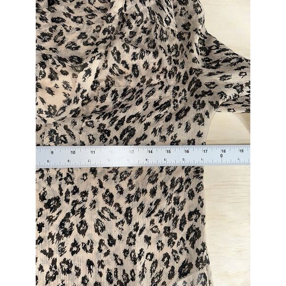 Maurices Women’s Leopard Print Sheer Blouse Size M Tan Black 3/4 Sleeve - Picture 9 of 9